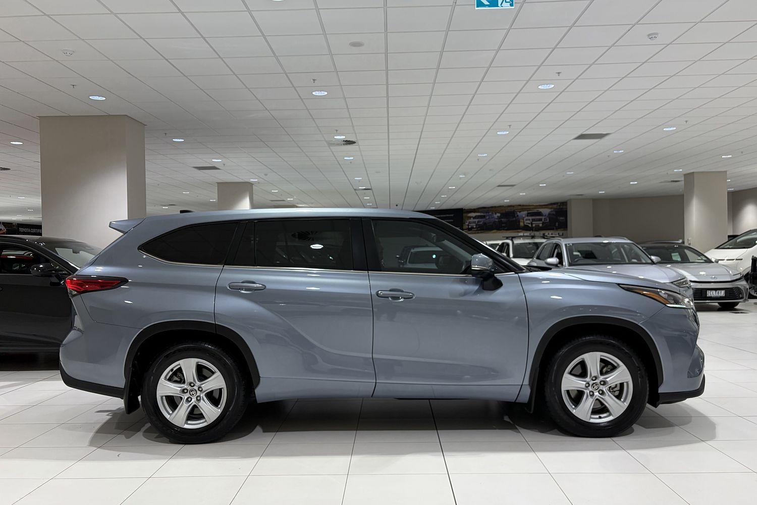 2023 Toyota Kluger GX in Blue