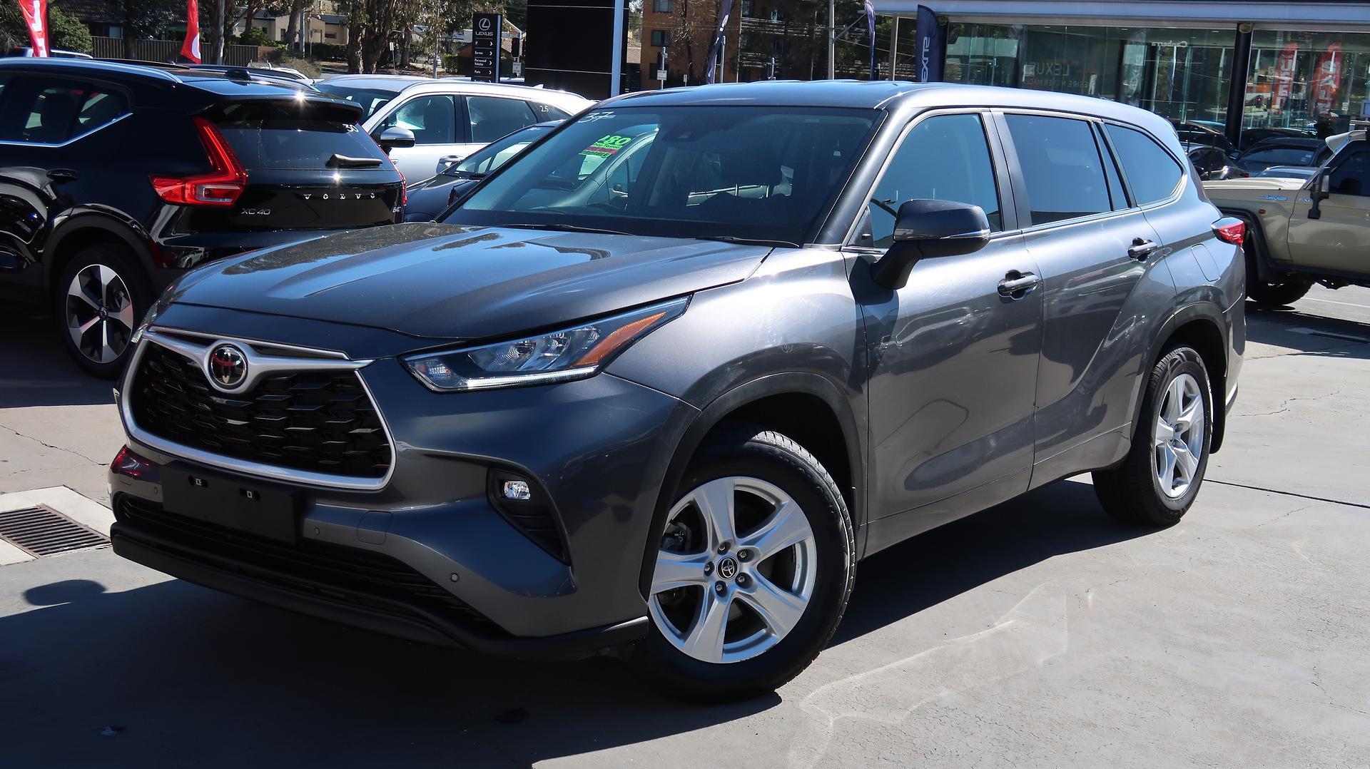 2023 Toyota Kluger GX-2WD in Silver