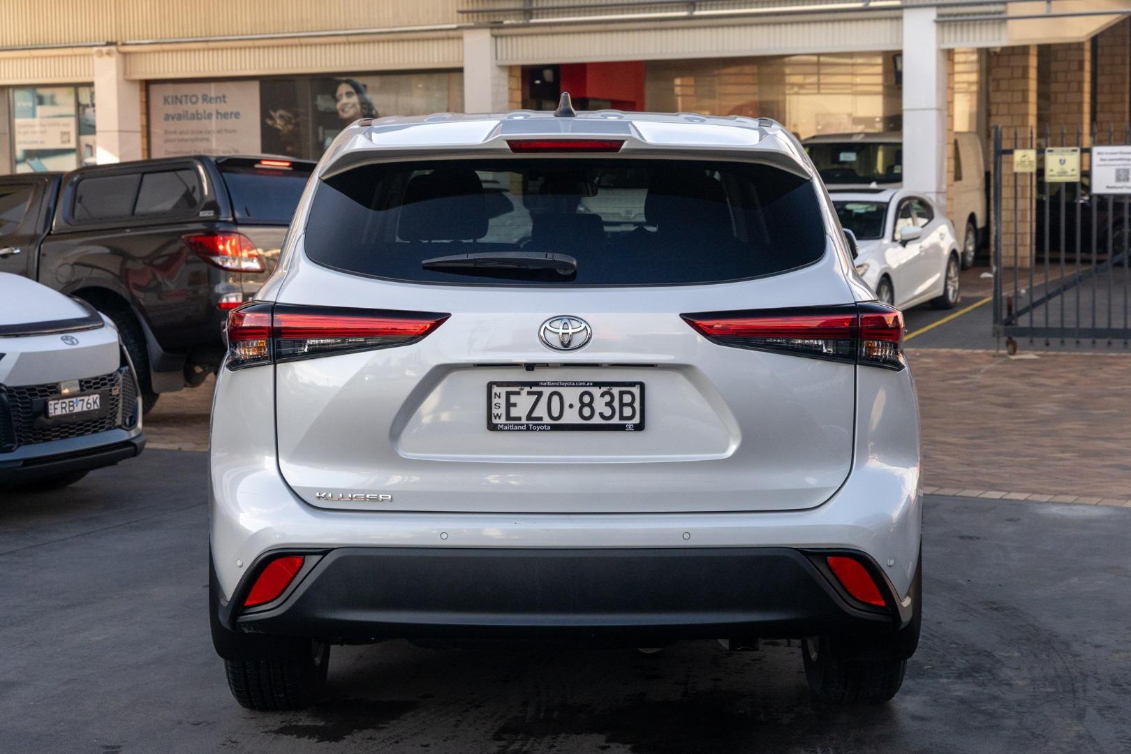 2022 Toyota Kluger GX AWD in White