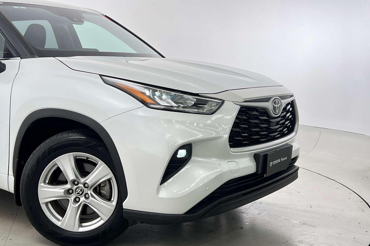 2023 Toyota Kluger GX AWD in White