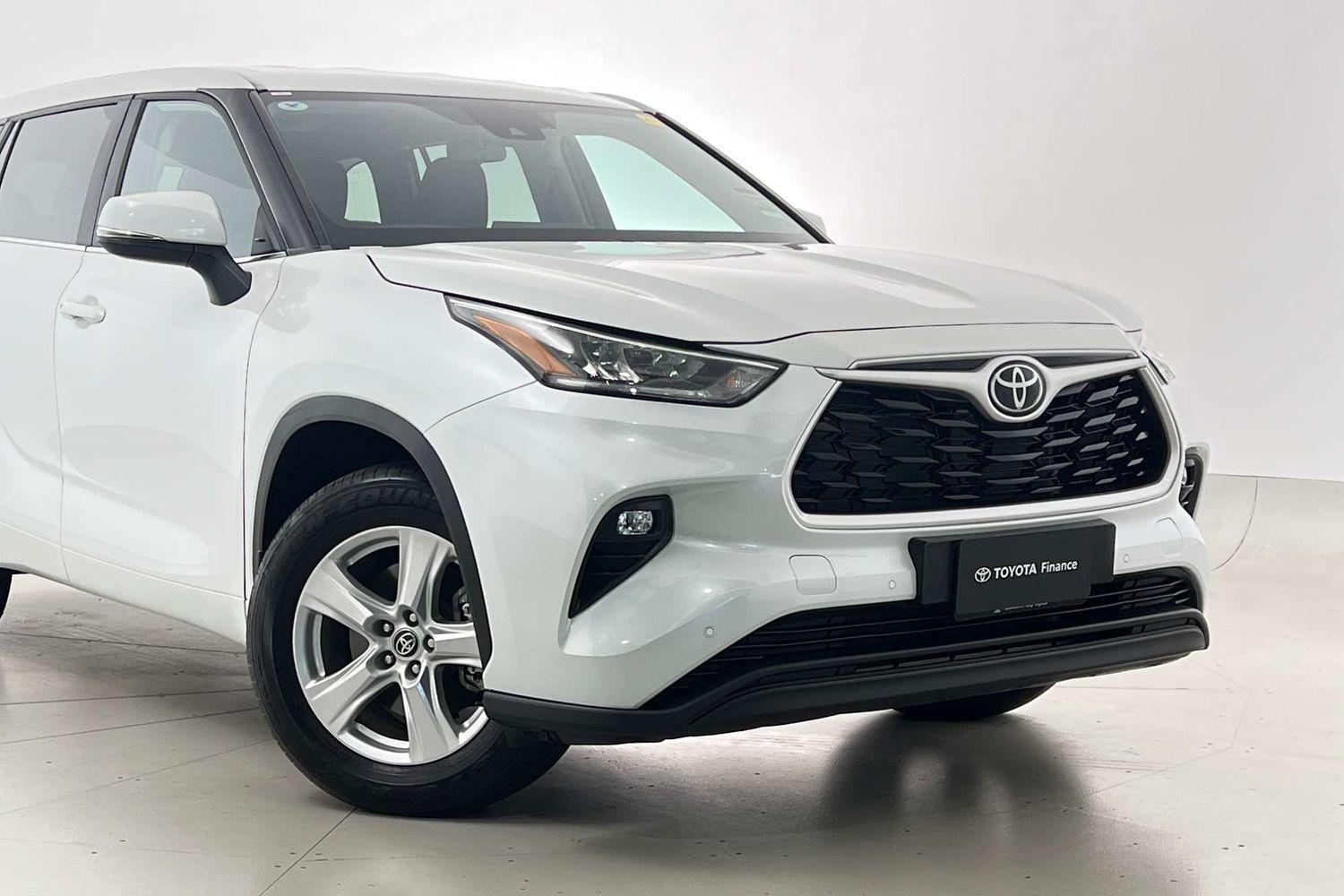 2023 Toyota Kluger GX AWD in White