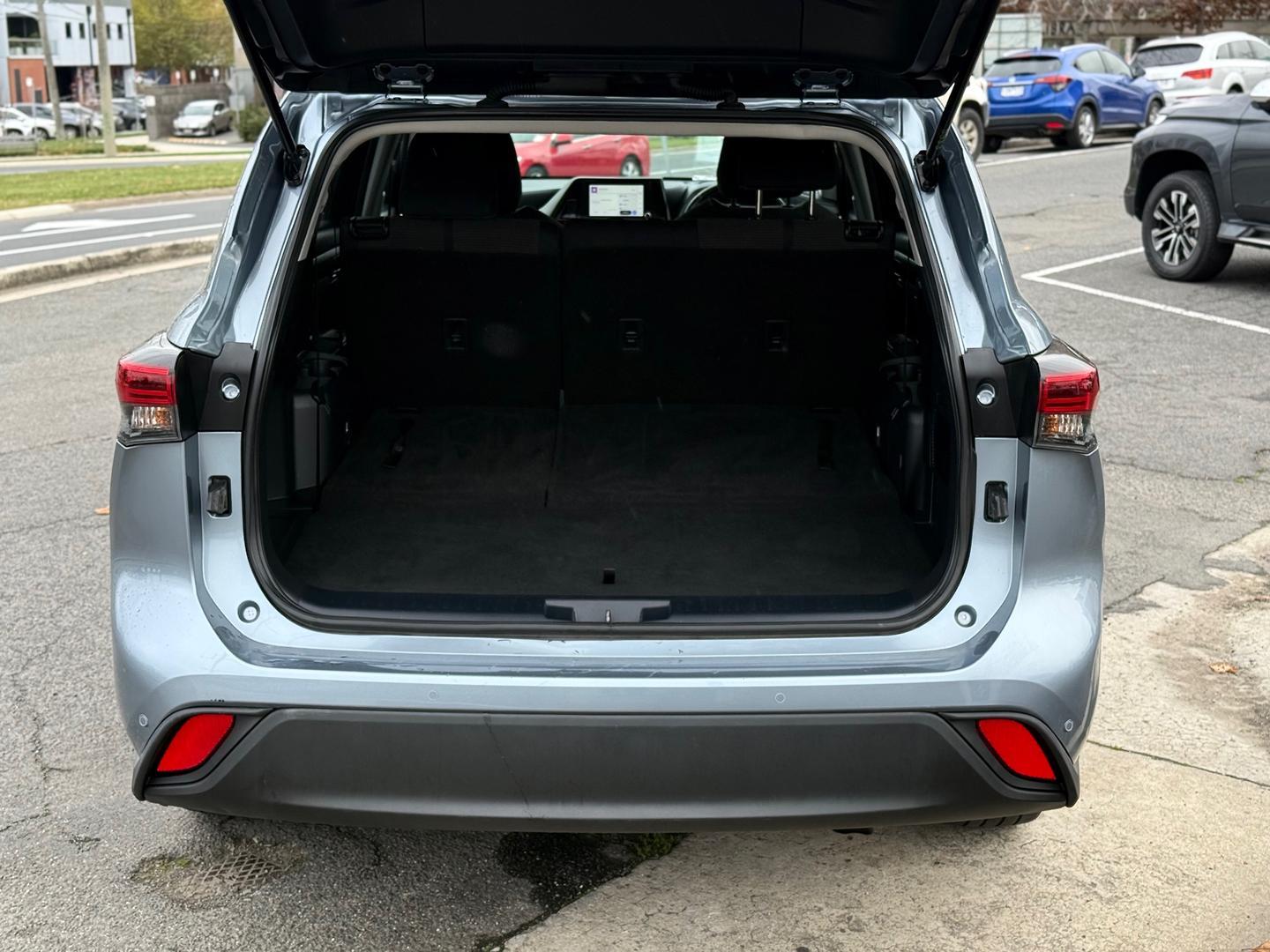 2023 Toyota Kluger GX in Blue