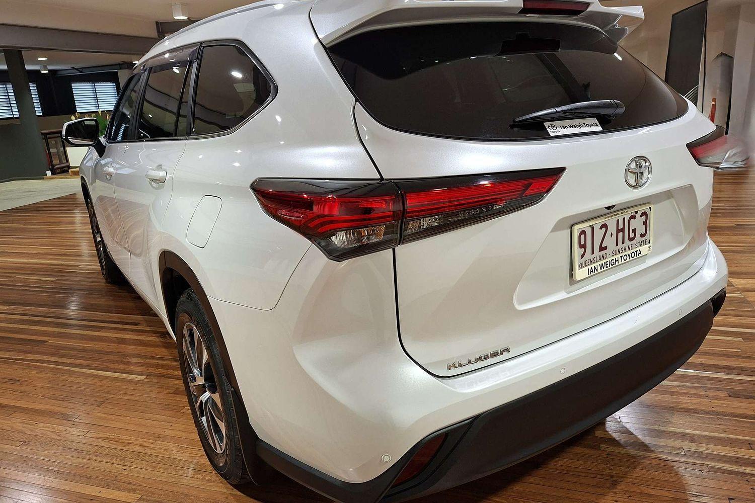 2022 Toyota Kluger GXL in White
