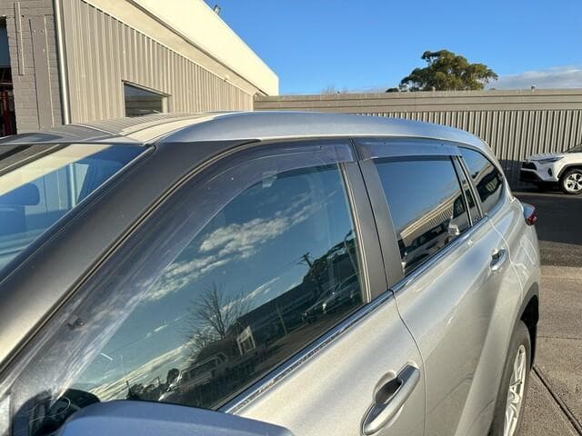 2023 Toyota Kluger GX in Silver