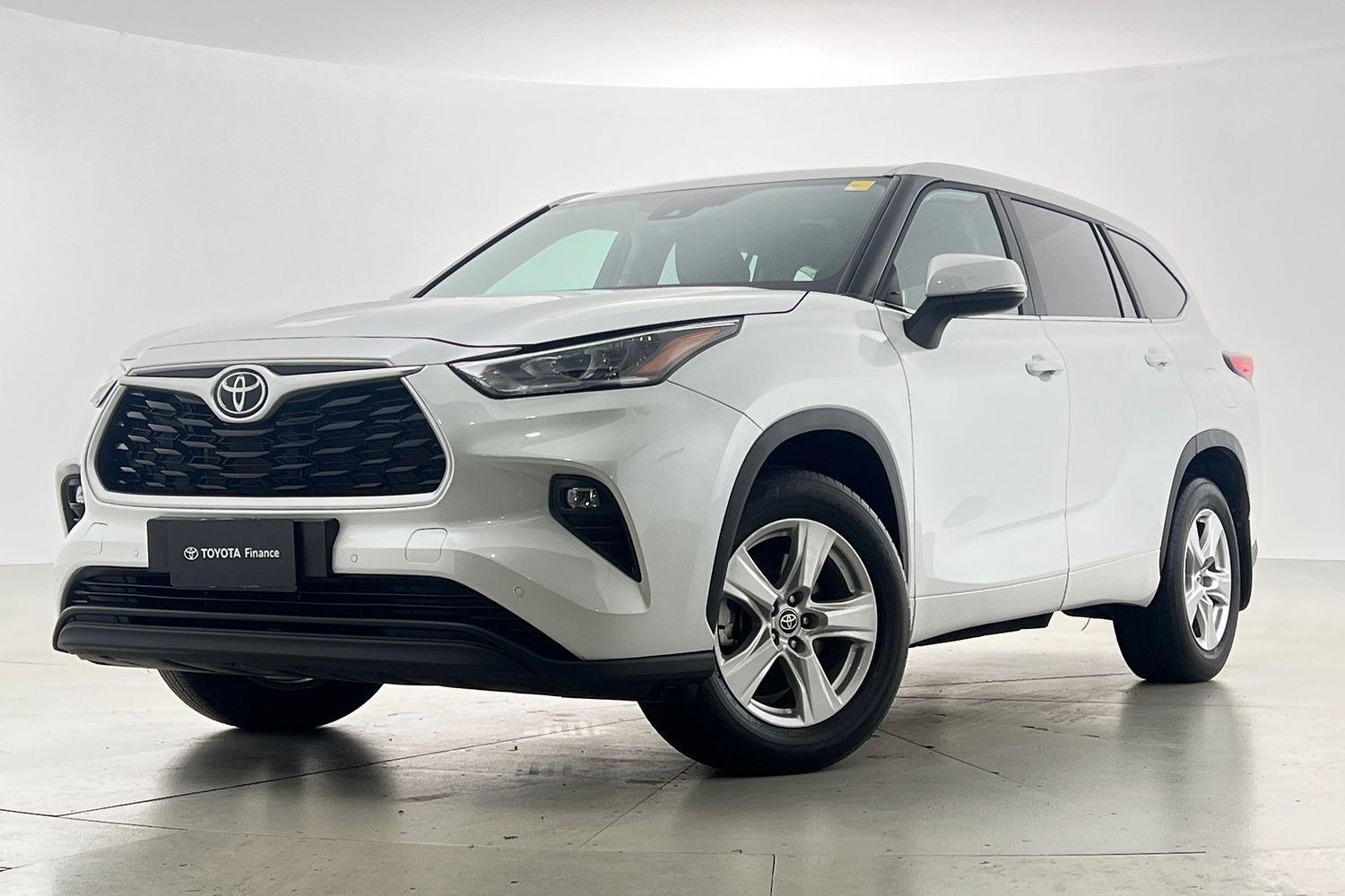 2023 Toyota Kluger GX AWD in White
