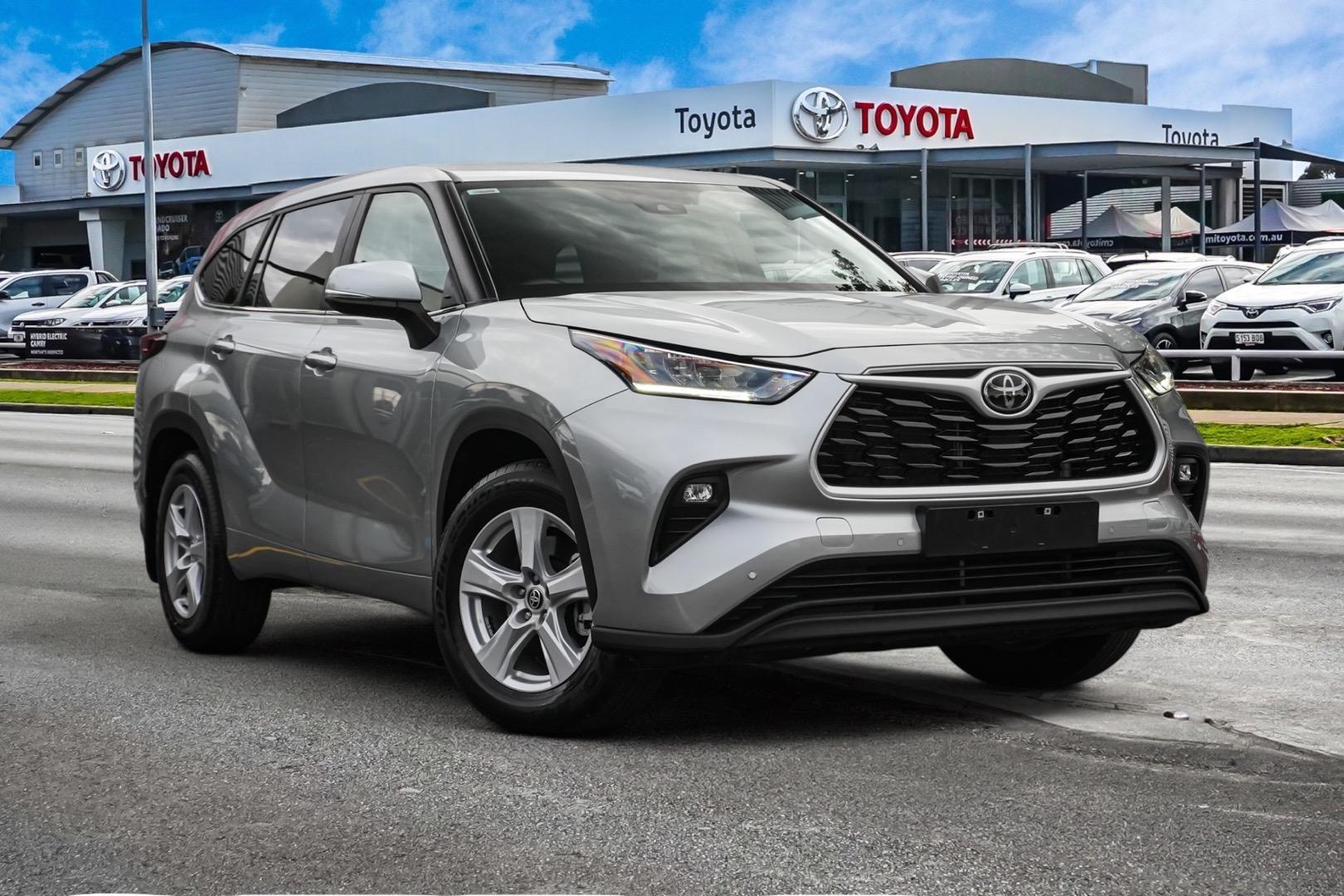 2024 Toyota Kluger GX in Silver