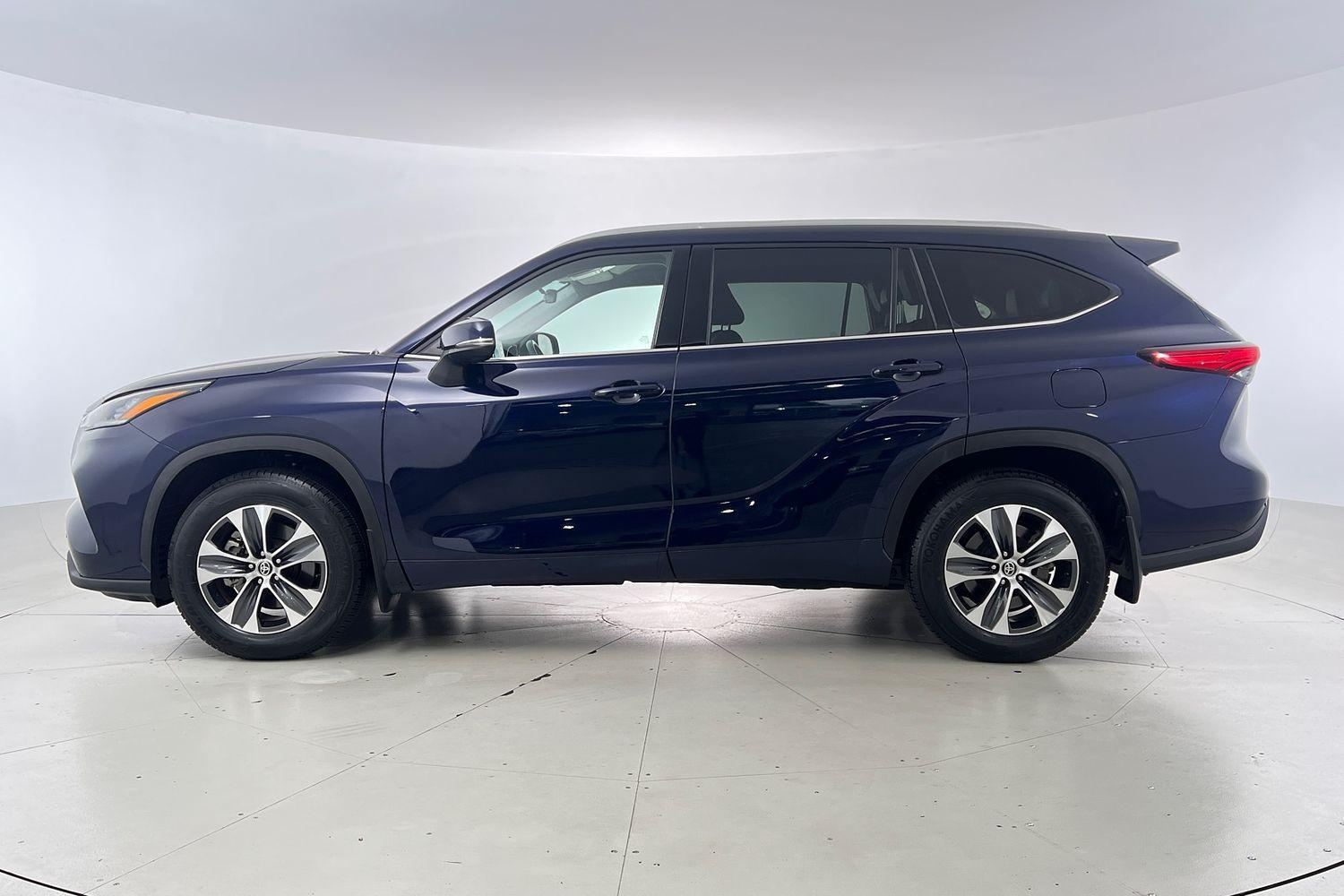 2021 Toyota Kluger GXL-2WD in Blue