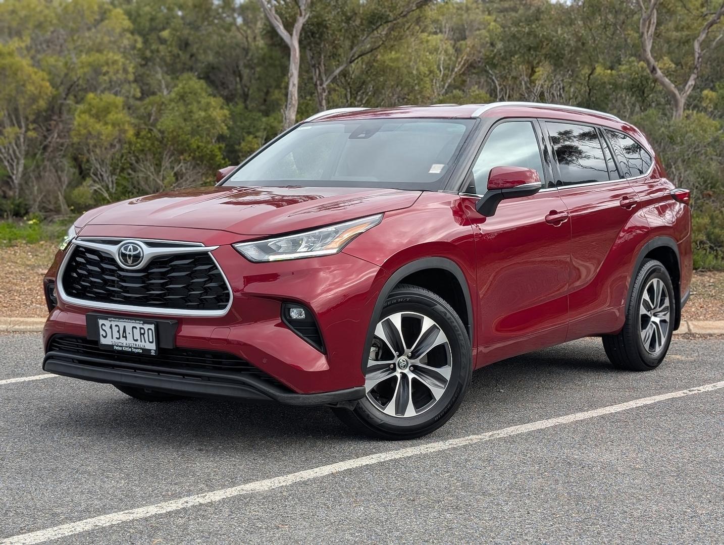 2022 Toyota Kluger GXL-2WD in Red