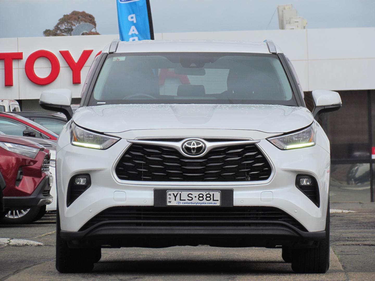 2022 Toyota Kluger GXL AWD in White