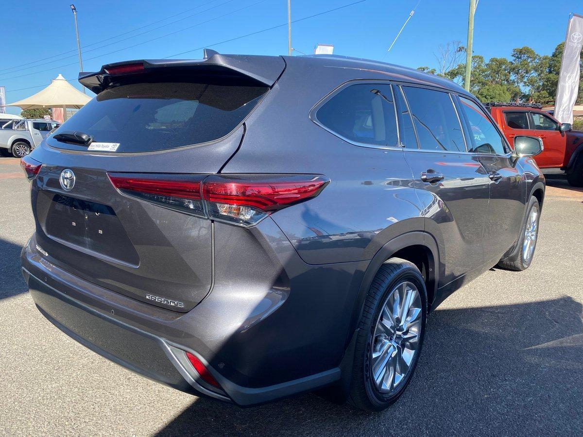 2021 Toyota Kluger AWD GRANDE in Silver