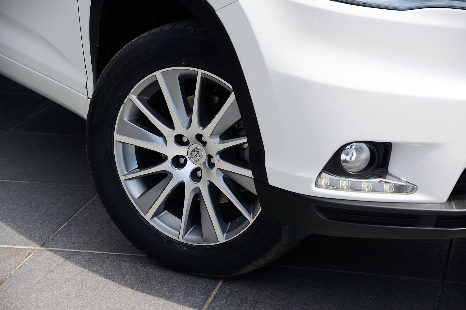 2015 Toyota Kluger 4x2 GRANDE in White