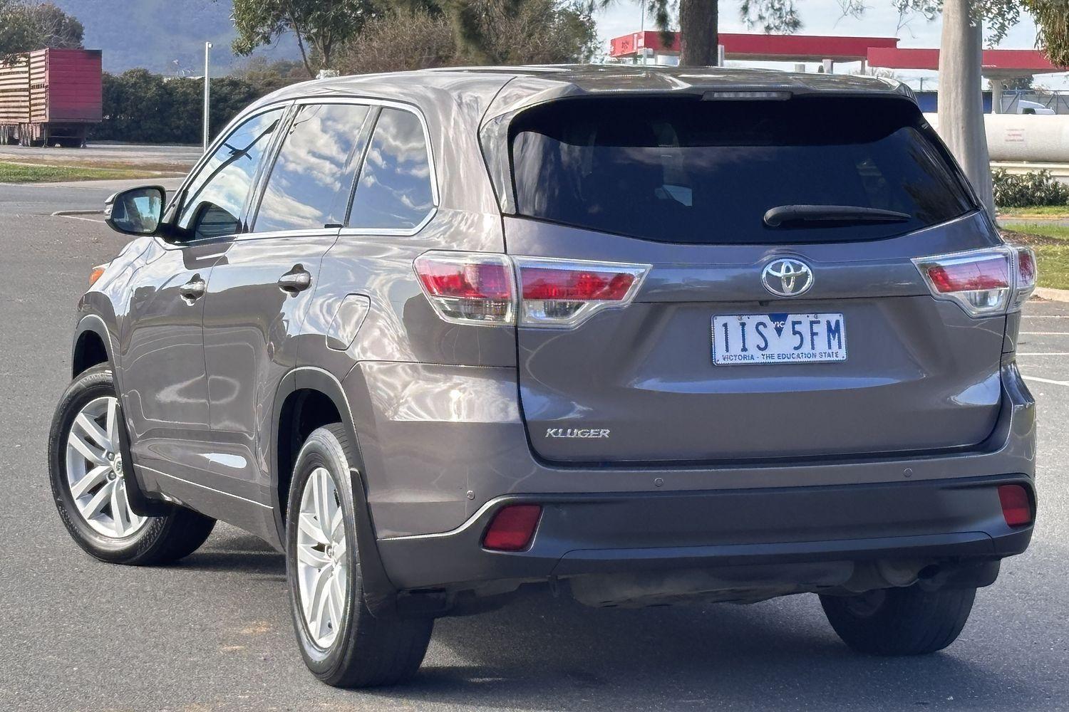 2015 Toyota Kluger 4x2 GX in Grey