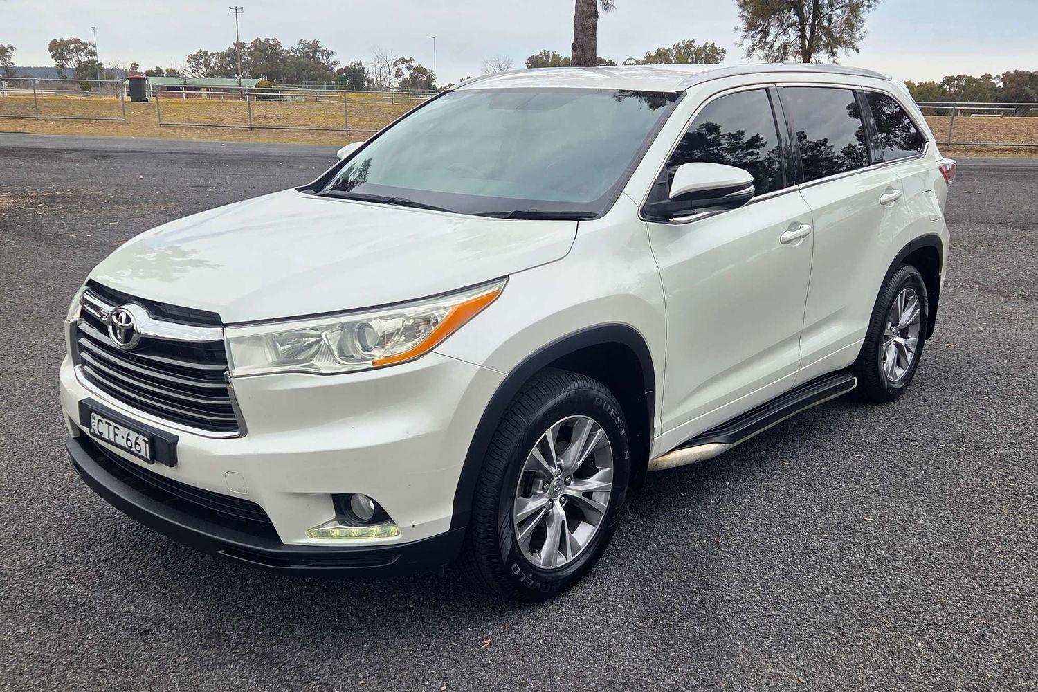 2015 Toyota Kluger GX AWD in White