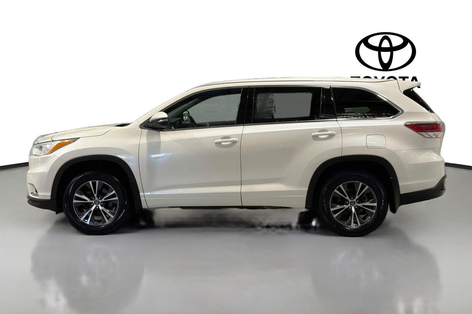 2016 Toyota Kluger 4x2 GXL in White