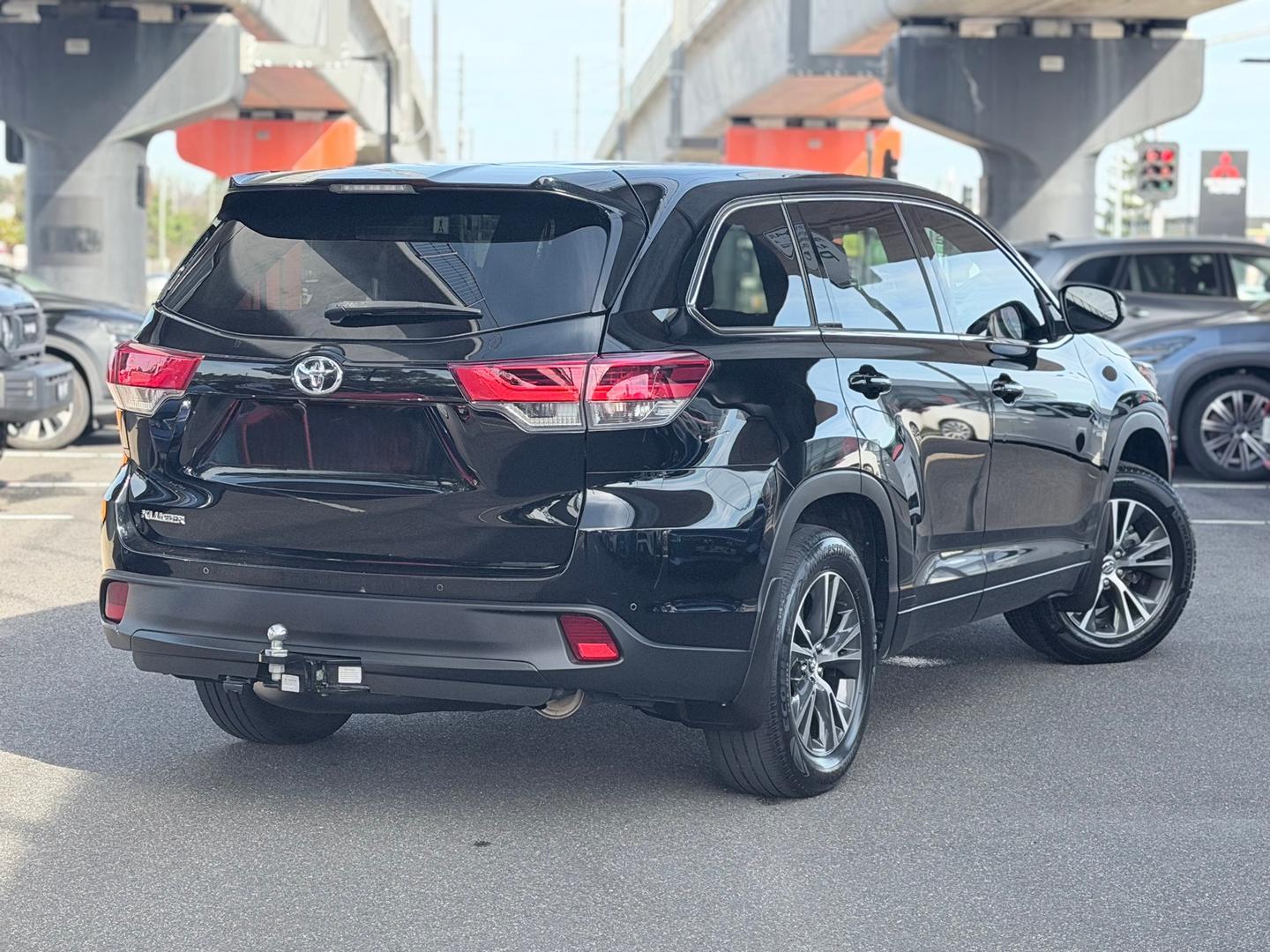 2018 Toyota Kluger GX in Black