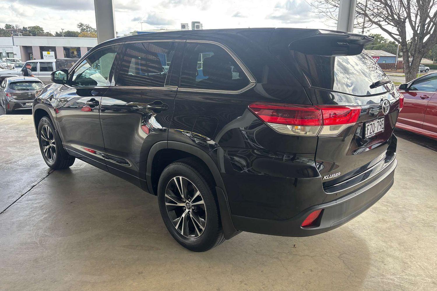 2019 Toyota Kluger GX in Black