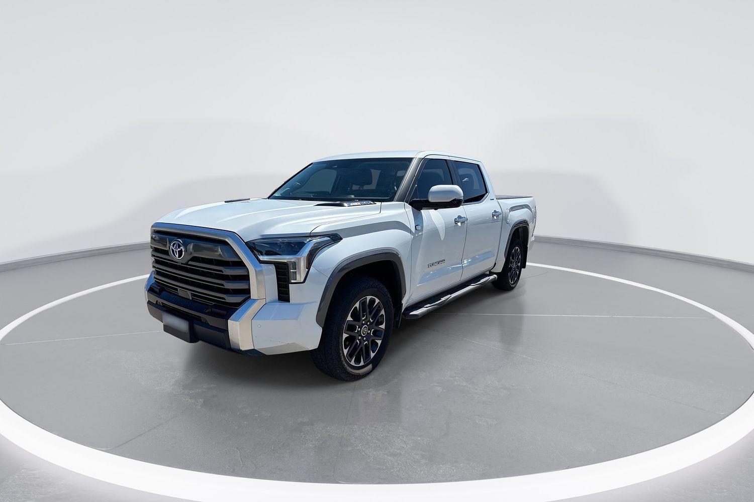 2023 Toyota Tundra Limited in White