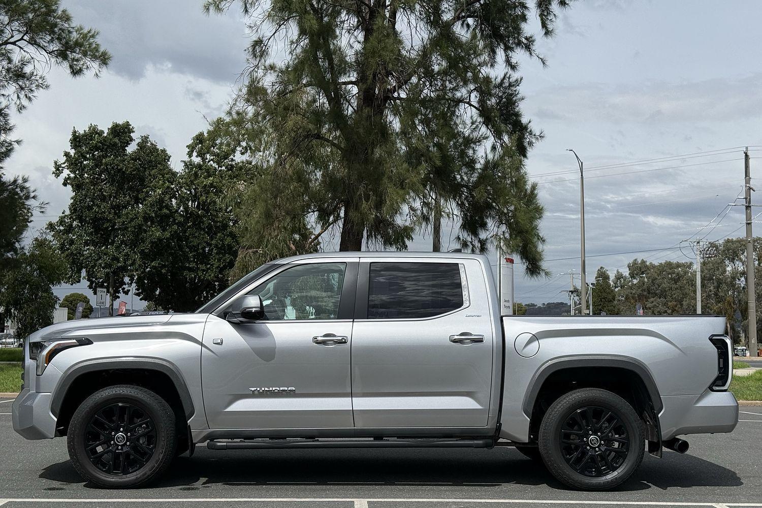 2023 Toyota Tundra Limited in Silver