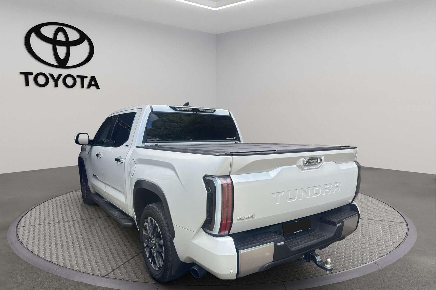 2023 Toyota Tundra Limited in White