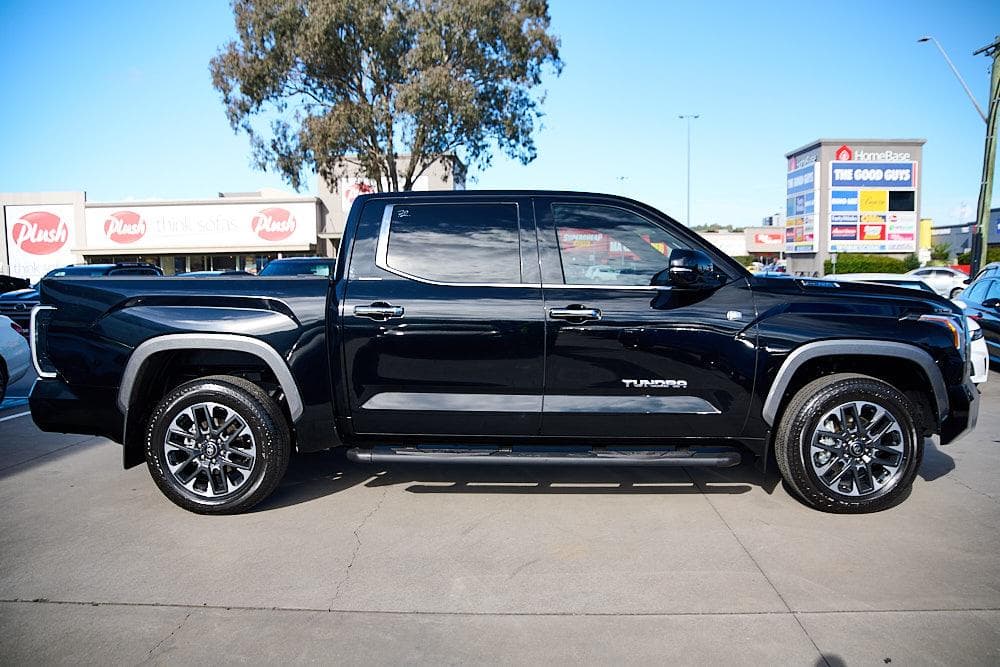 2024 Toyota Tundra Limited in Black