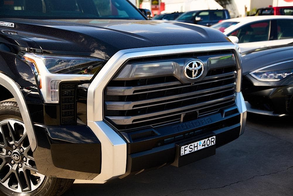 2024 Toyota Tundra Limited in Black