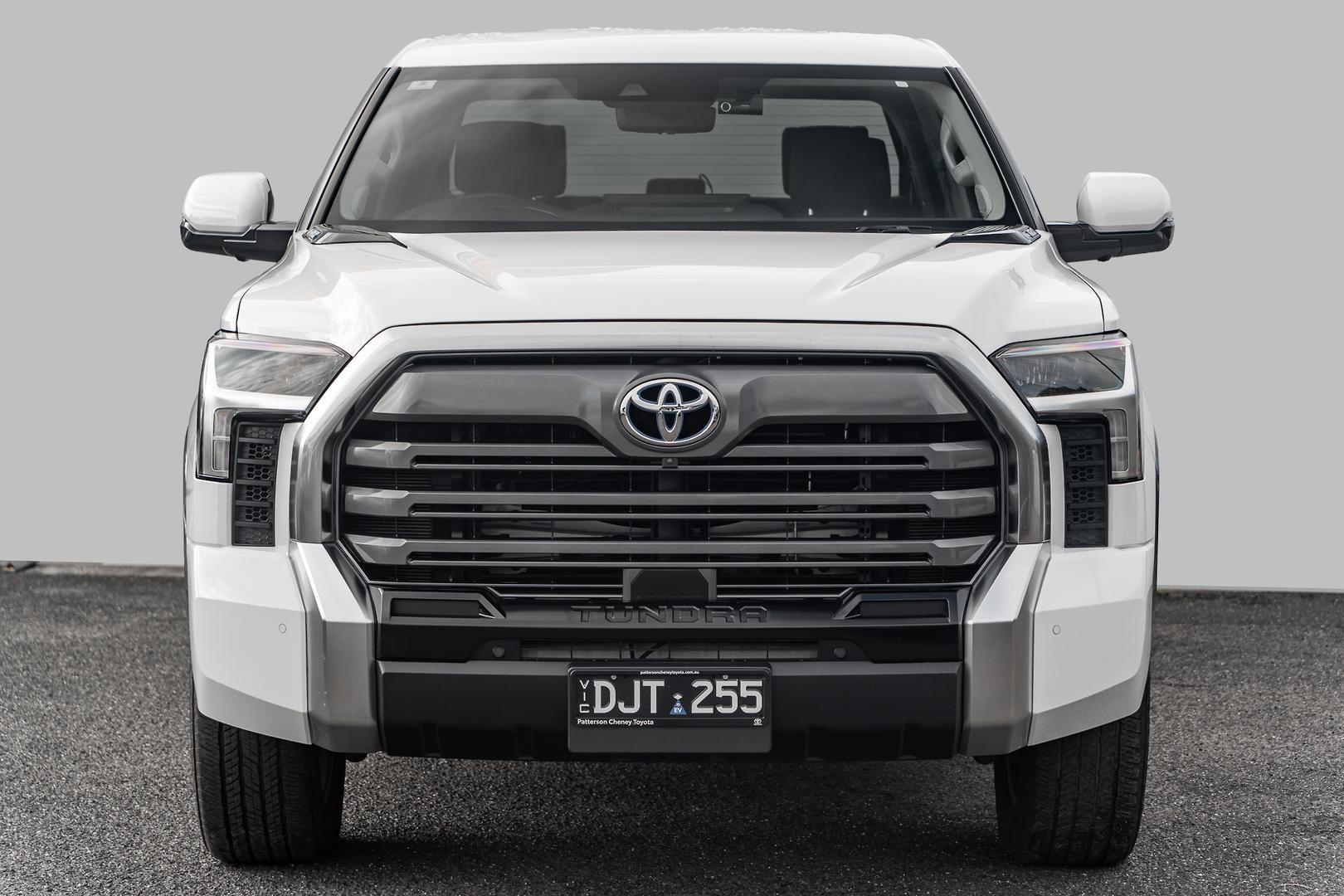 2023 Toyota Tundra Limited in White