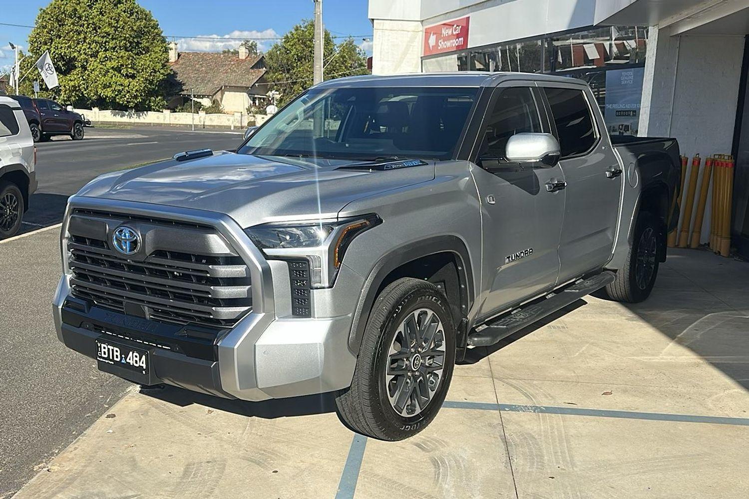 2024 Toyota Tundra Limited in Silver