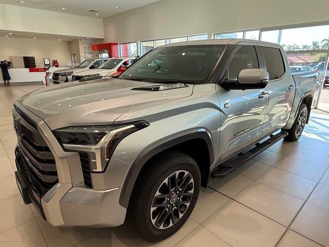 2023 Toyota Tundra Limited in Silver