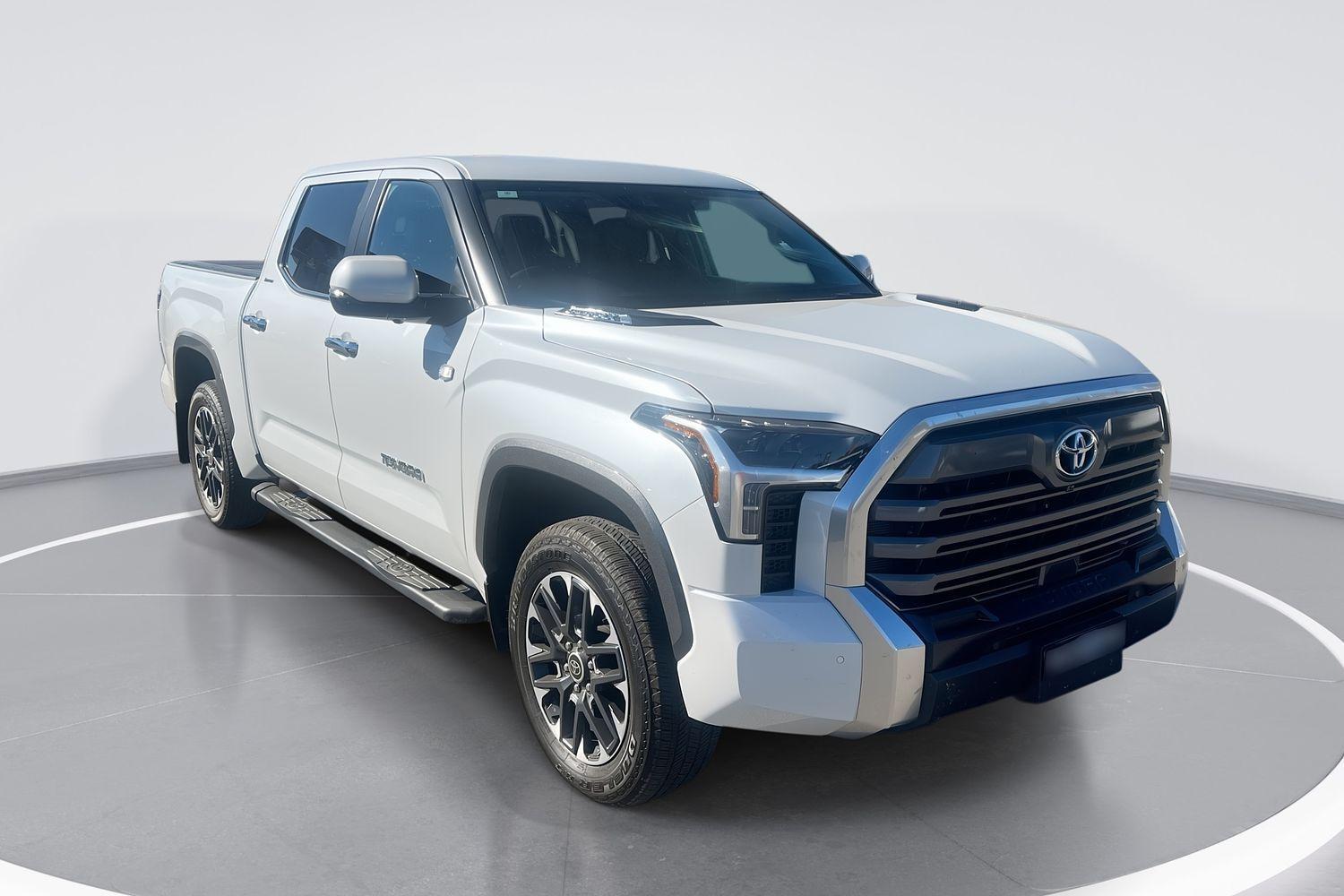 2023 Toyota Tundra Limited in White