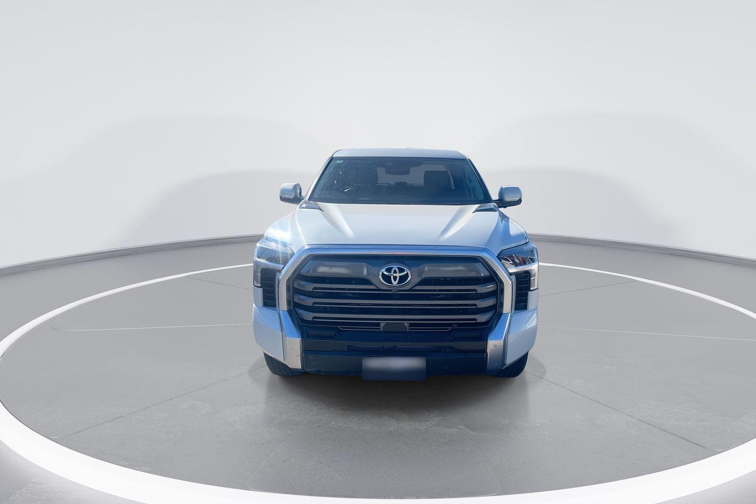 2023 Toyota Tundra Limited in White