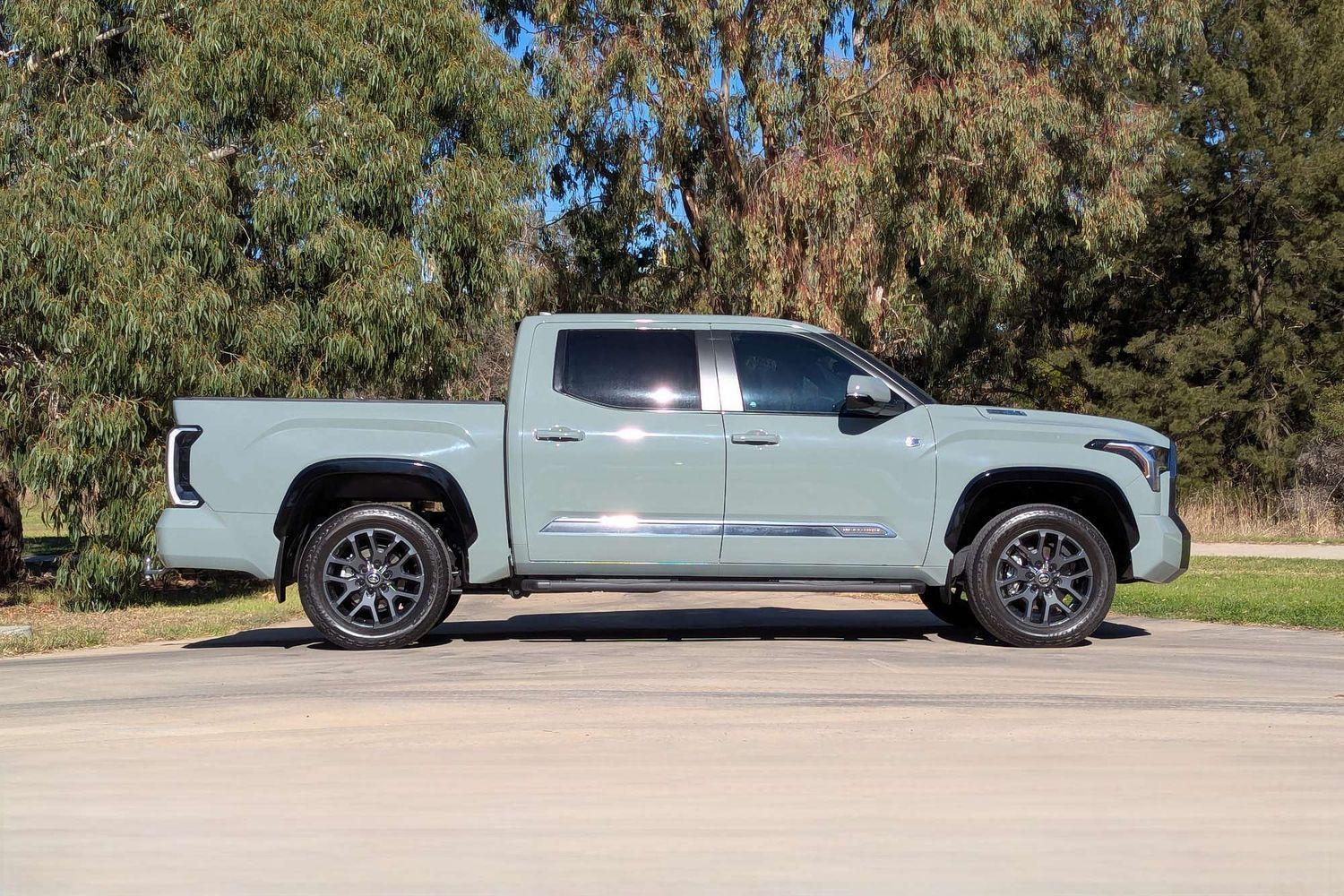 2025 Toyota Tundra Platinum in Green