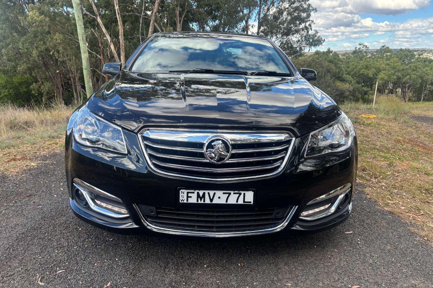 2014 Holden Calais V in Phantom Gray