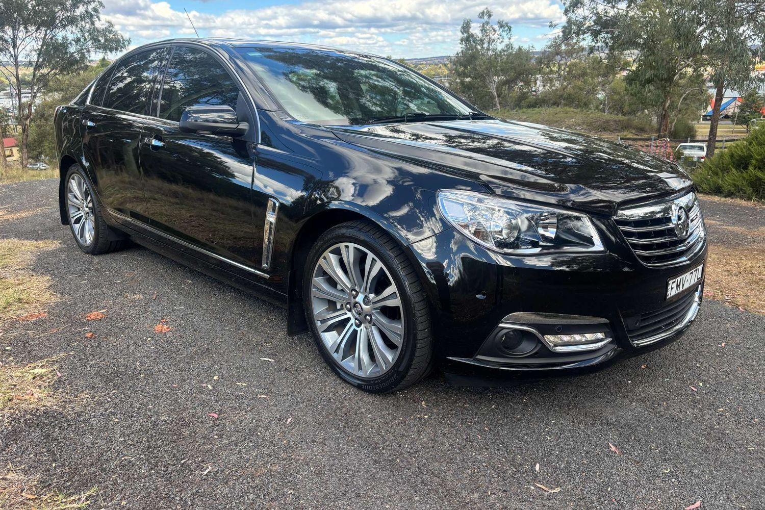 2014 Holden Calais V in Phantom Gray