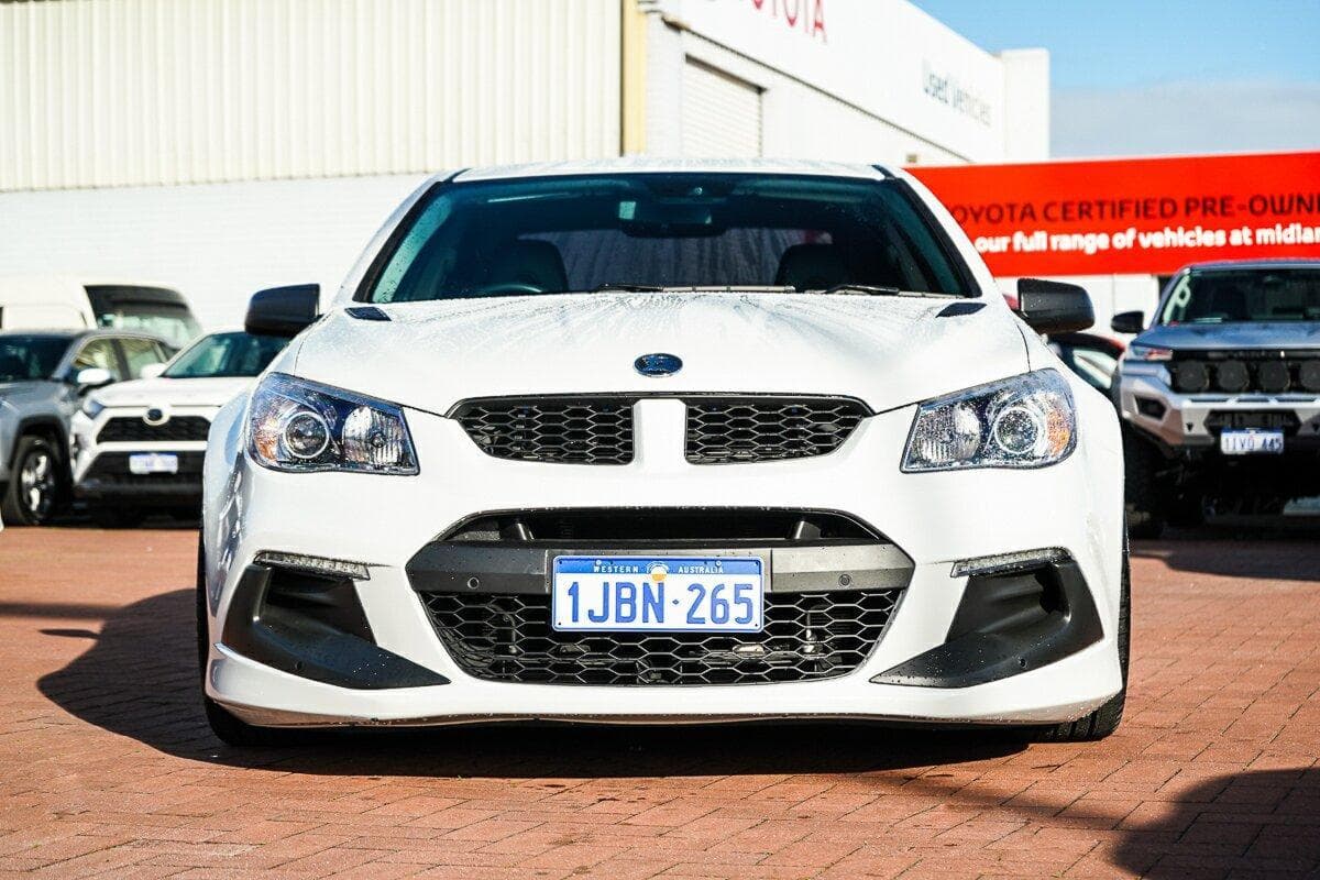 2017 Holden Special Vehicles Clubsport R8 LSA 30th Anniversary in White
