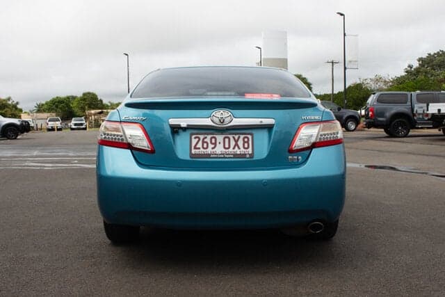 2010 Toyota Camry Hybrid Luxury in Blue