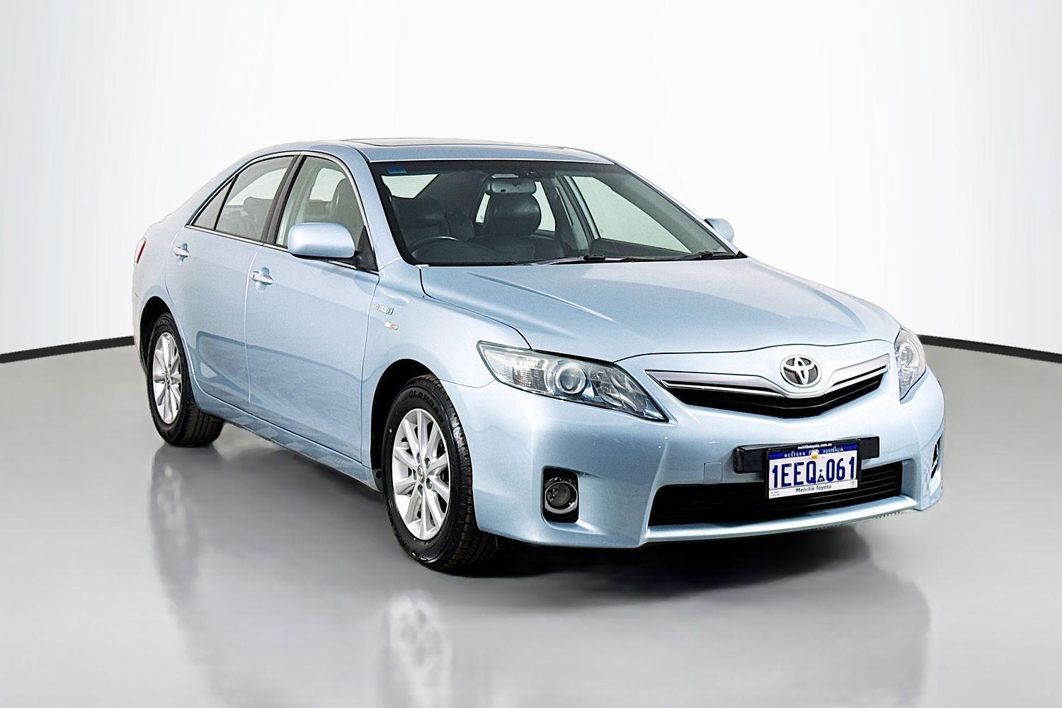 2011 Toyota Camry Hybrid L2 in Blue