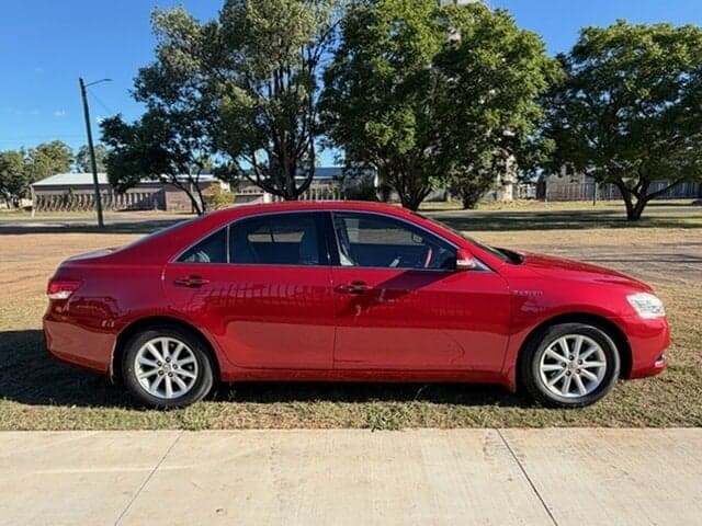 2011 Toyota Aurion Prodigy in Red