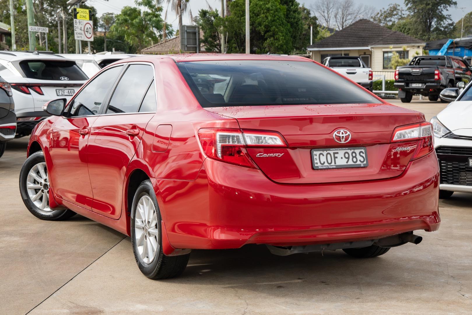 2012 Toyota Camry Altise in Red