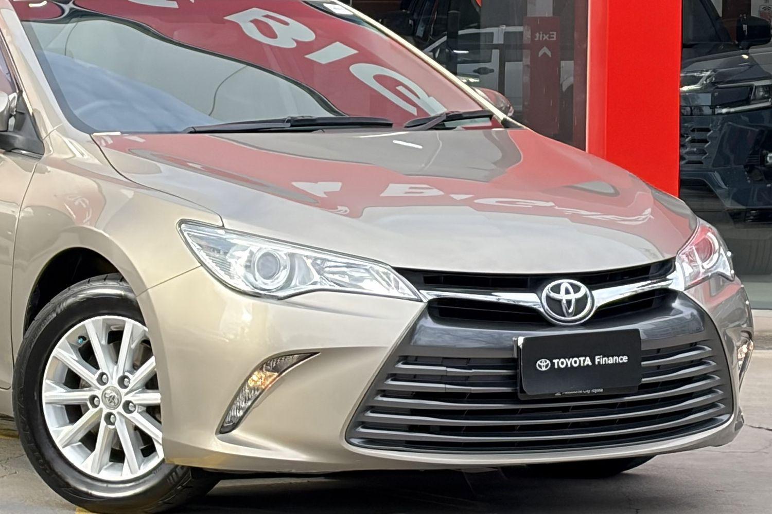 2016 Toyota Camry Altise in Beige