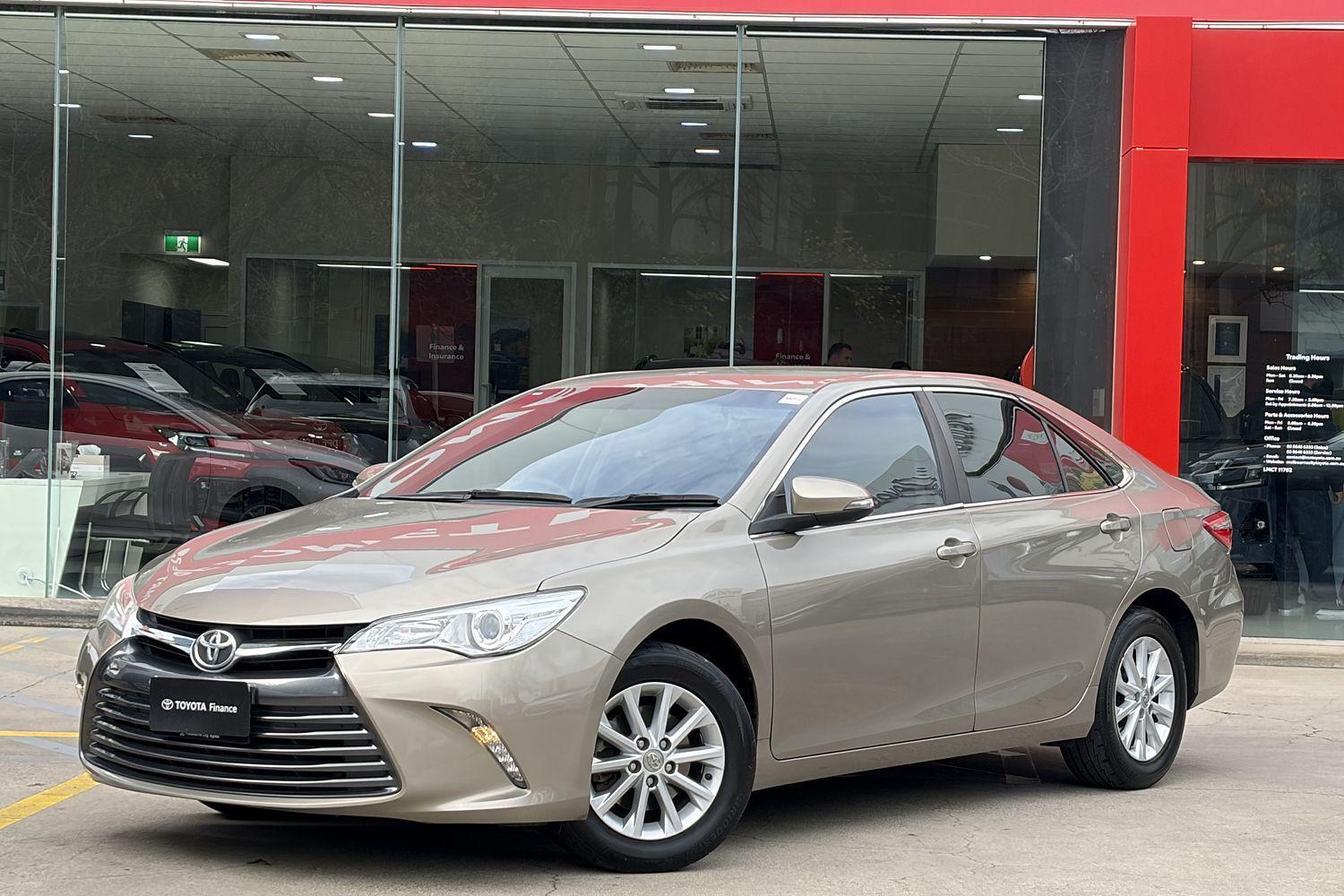 2016 Toyota Camry Altise in Beige