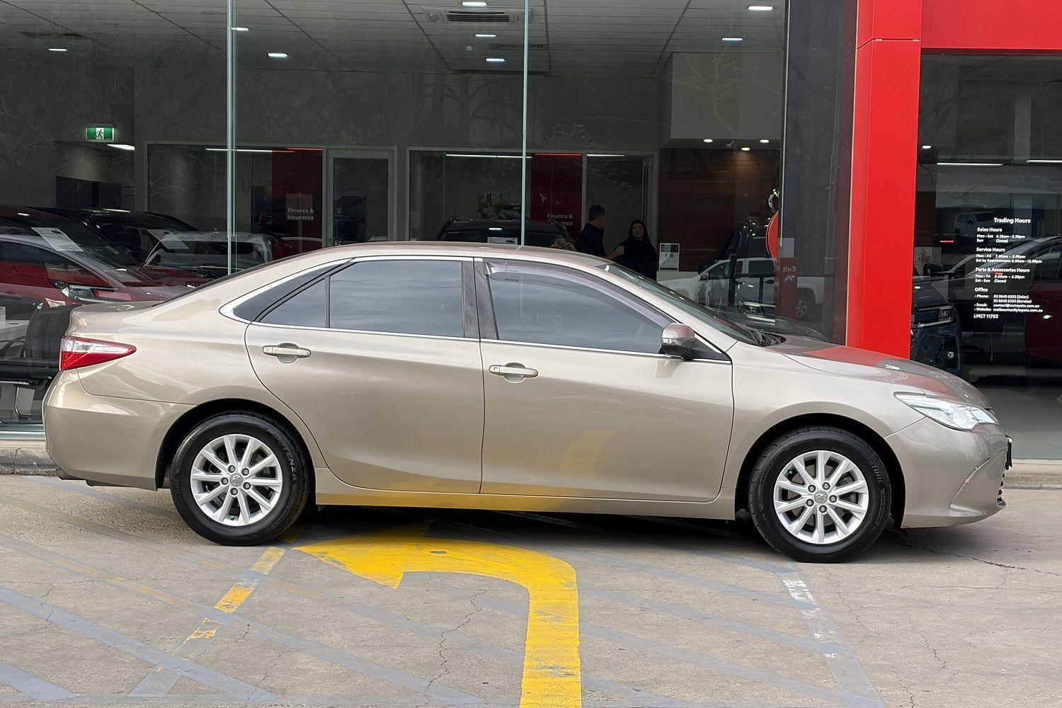 2016 Toyota Camry Altise in Beige