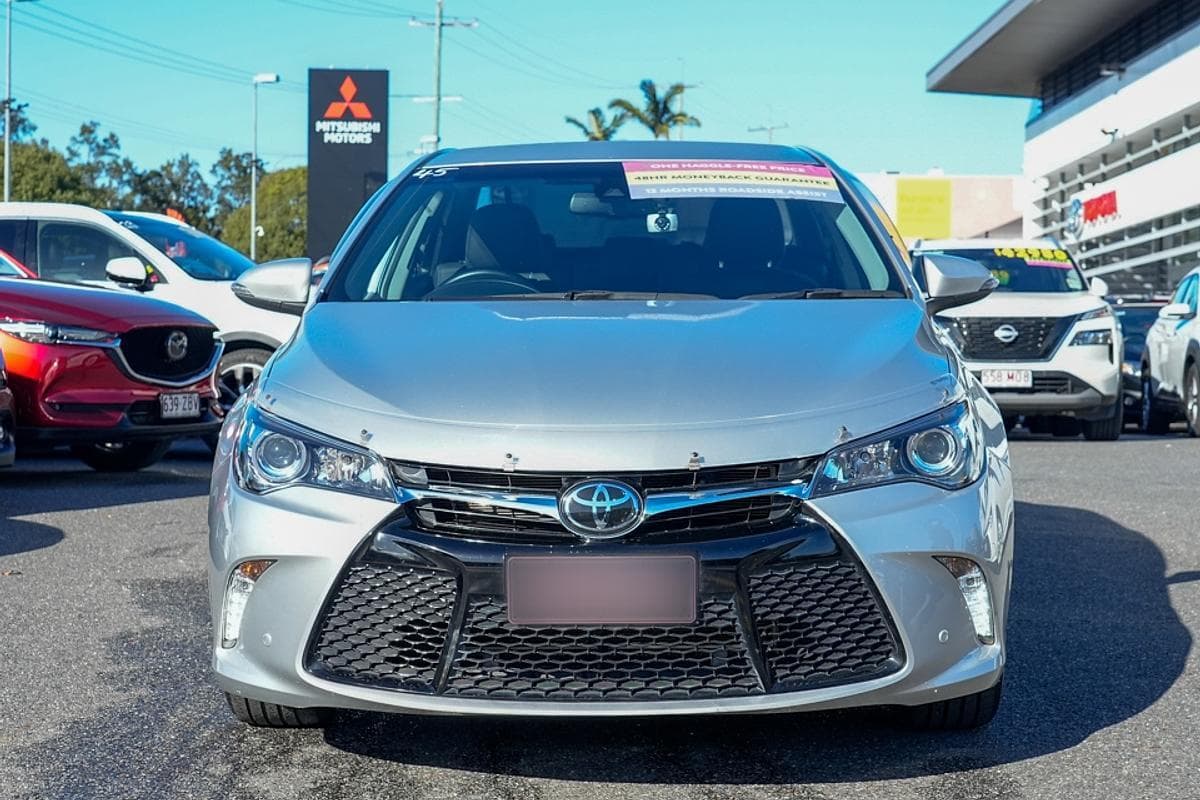 2016 Toyota Camry Atara SL in Silver