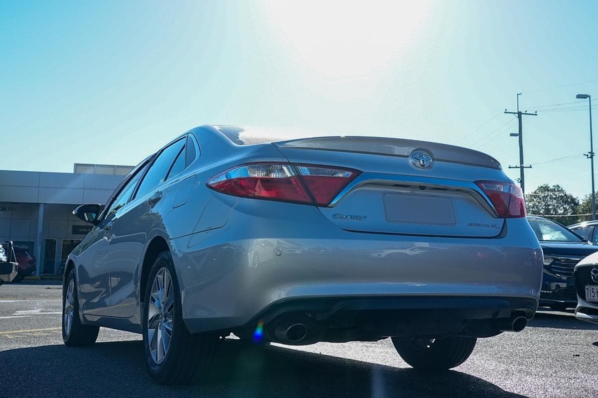 2016 Toyota Camry Atara SL in Silver