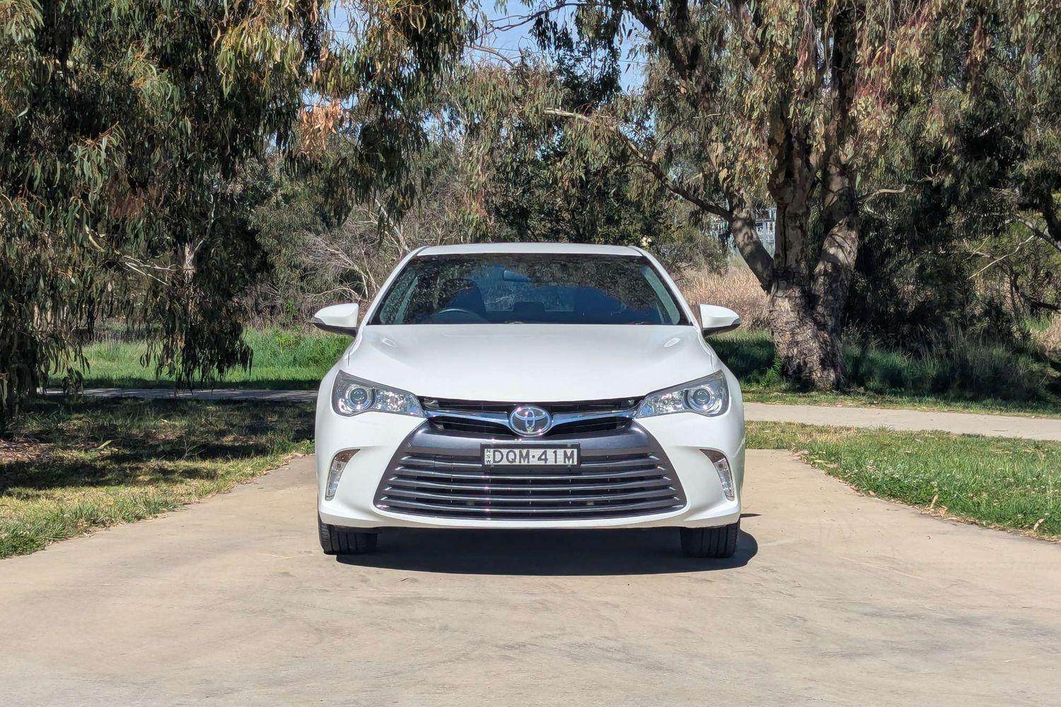 2017 Toyota Camry Altise in White