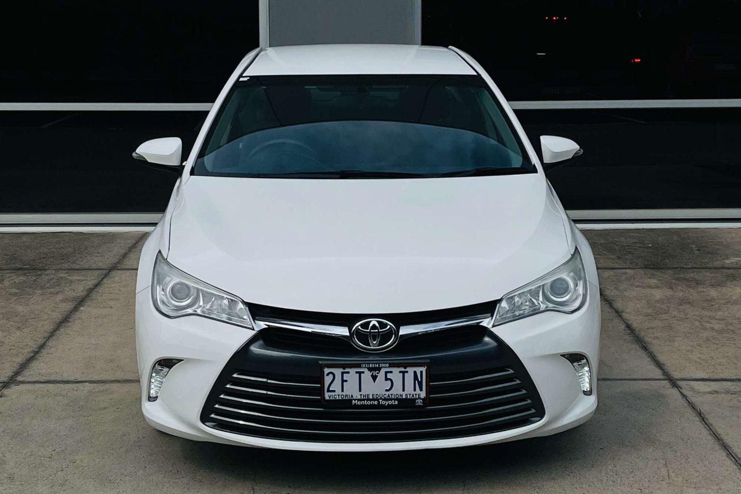 2016 Toyota Camry Altise in White