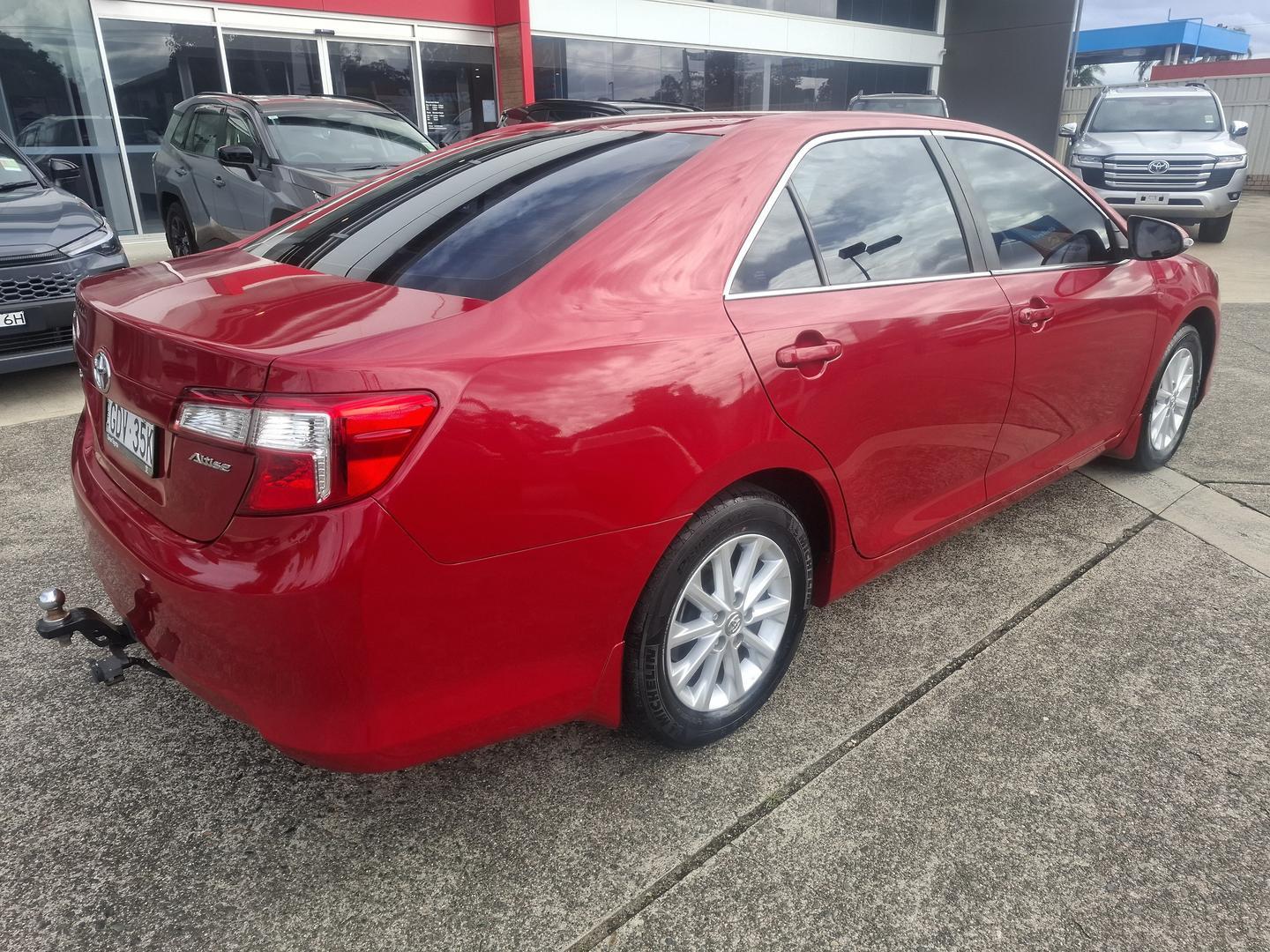 2014 Toyota Camry Altise in Red