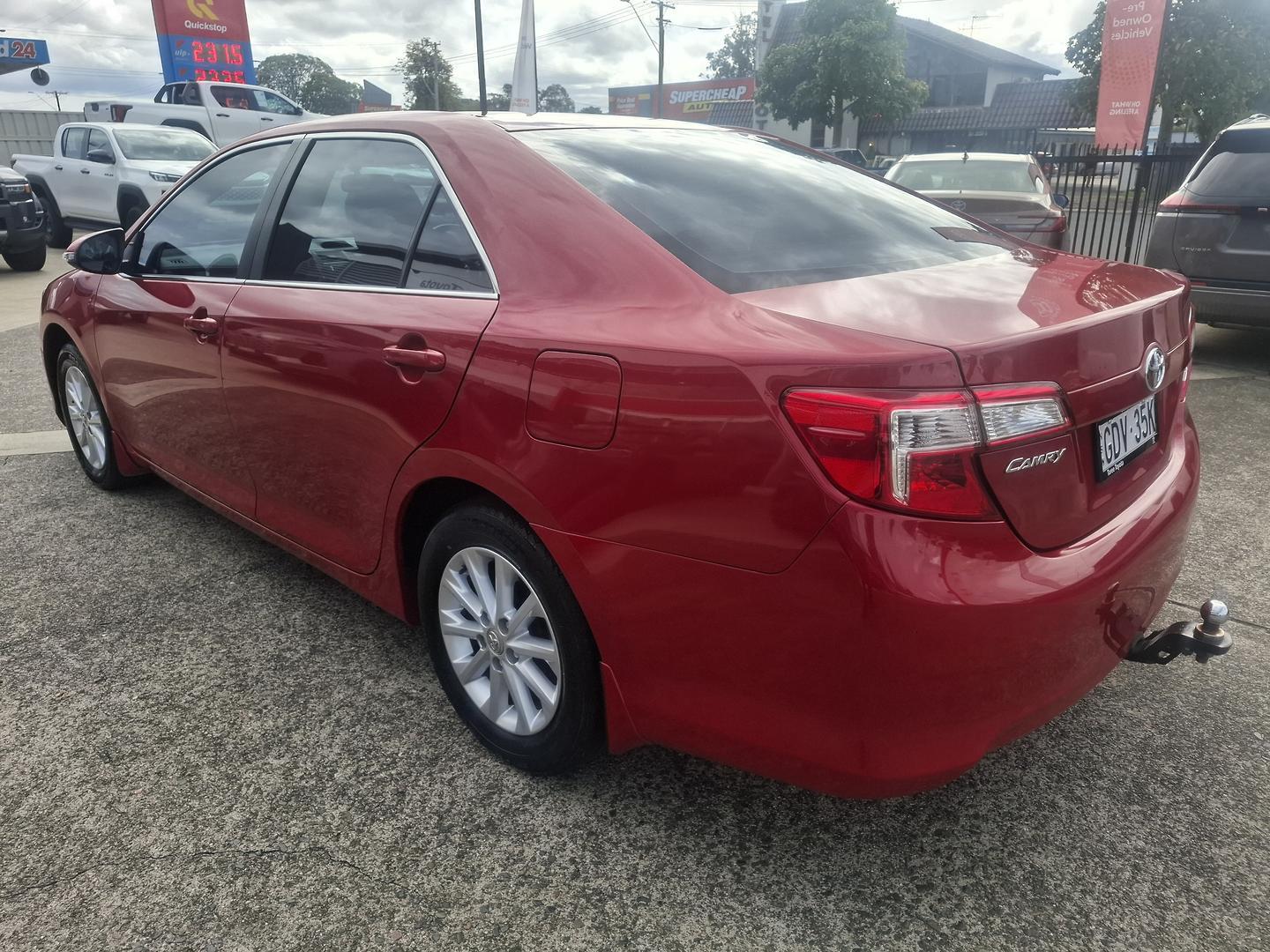 2014 Toyota Camry Altise in Red