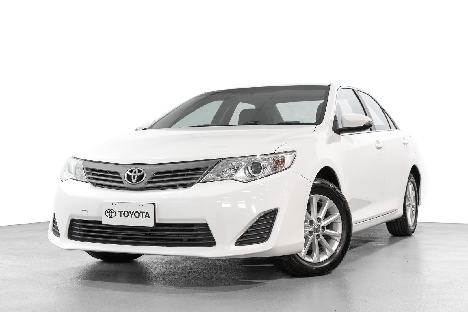 2015 Toyota Camry Altise in White