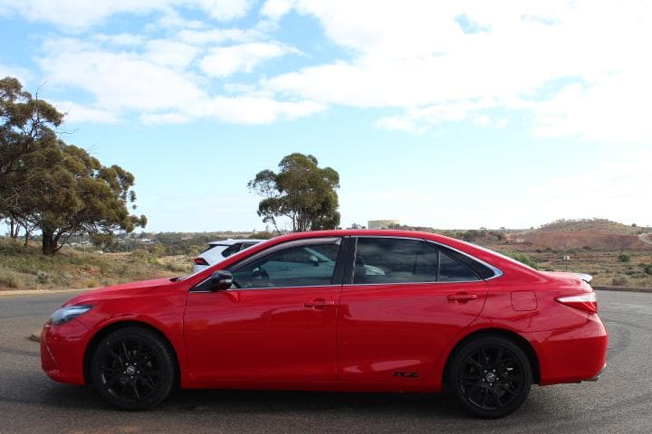 2016 Toyota Camry RZ in Red