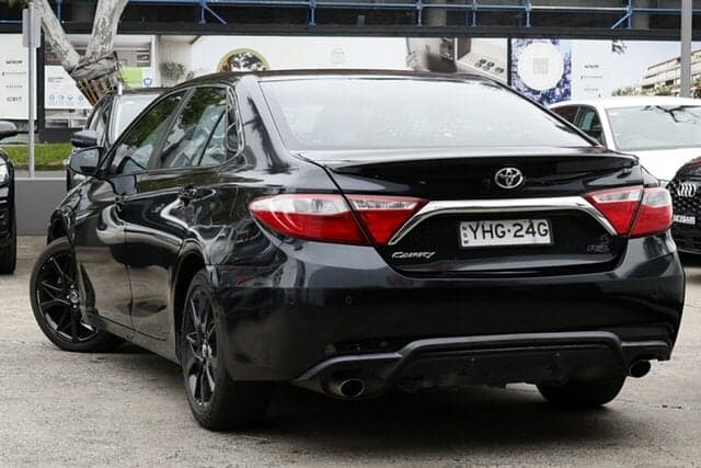 2017 Toyota Camry RZ in Black